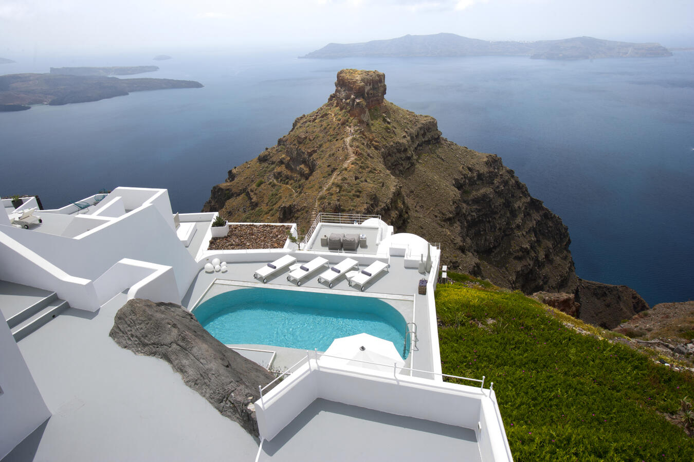 Luxury Santorini hotel with private pool and Aegean Sea views